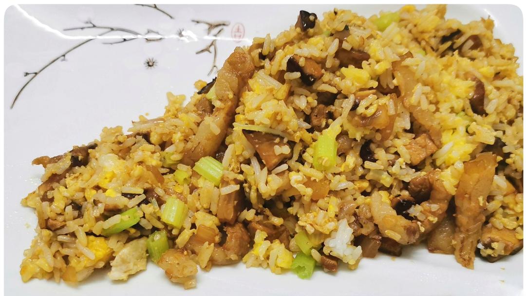 蘑菇蛋炒饭《中餐厅》林大厨版，隔着屏幕都馋哭