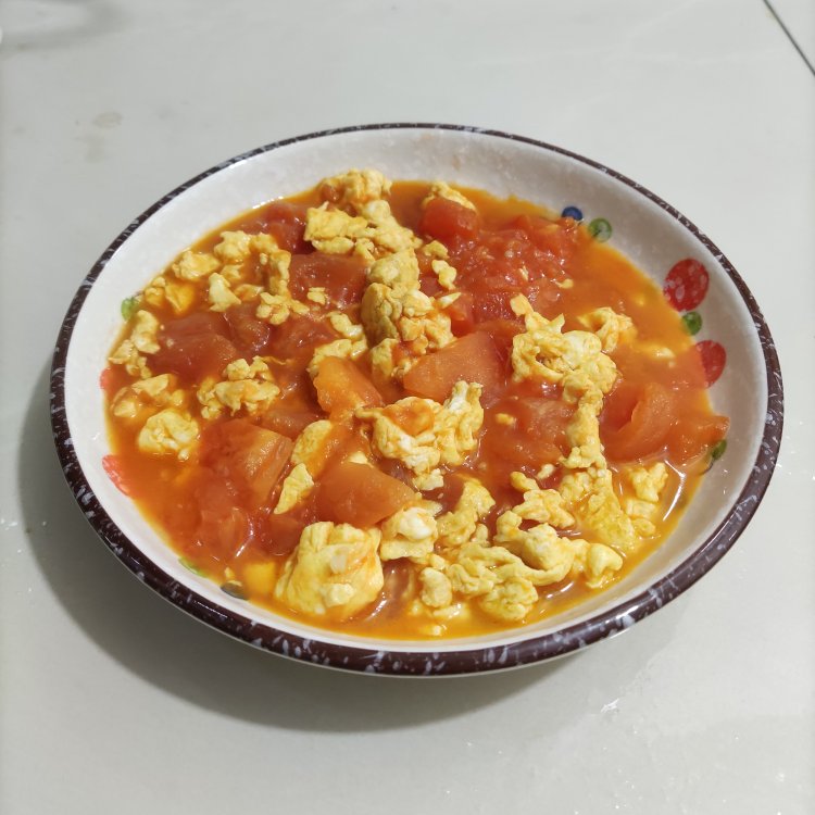 番茄炒鸡蛋（超浓的番茄味）