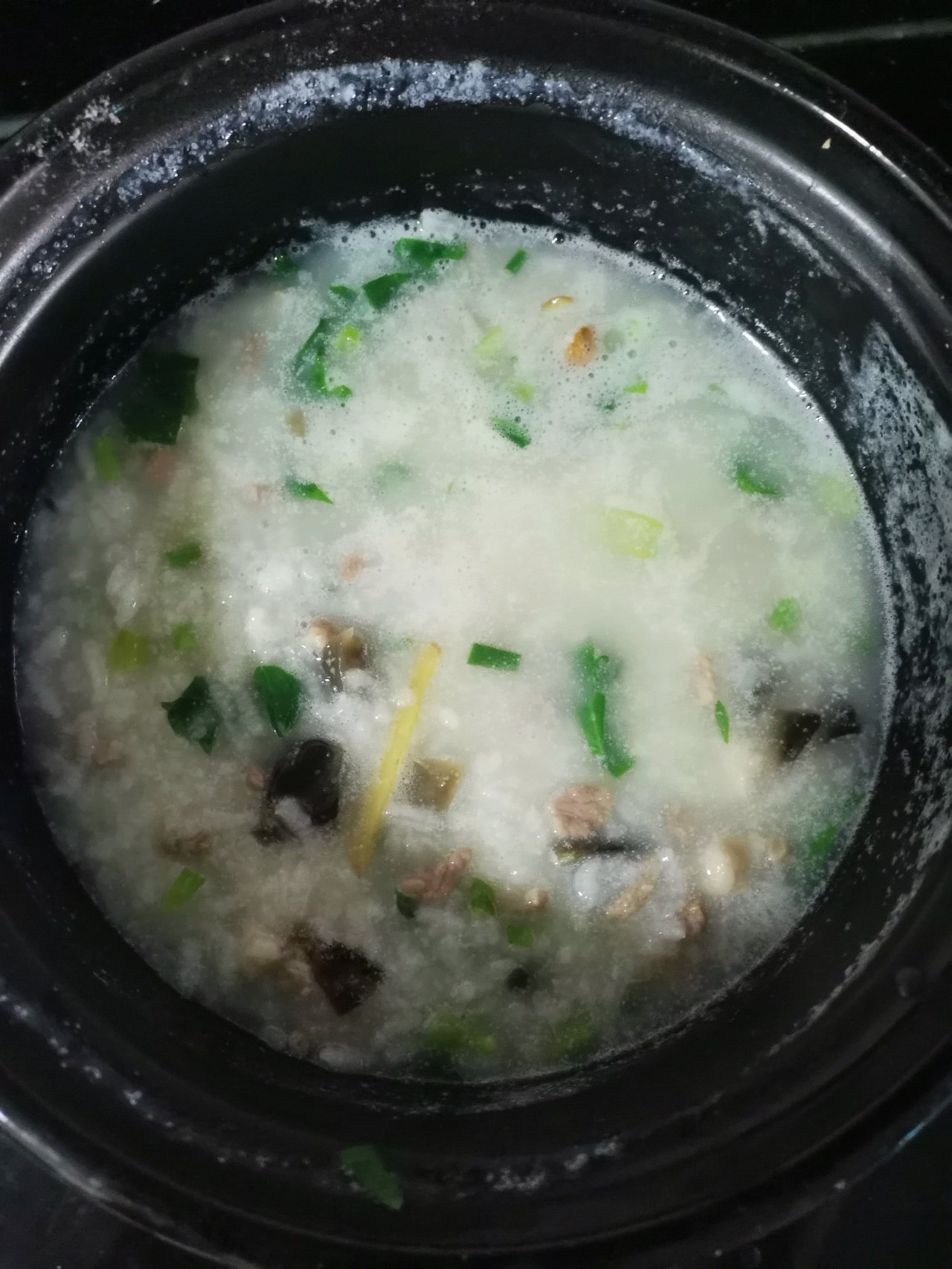 食美粥-营养粥系列|“皮蛋瘦肉粥”砂锅炖锅做法易学易做 营养早餐