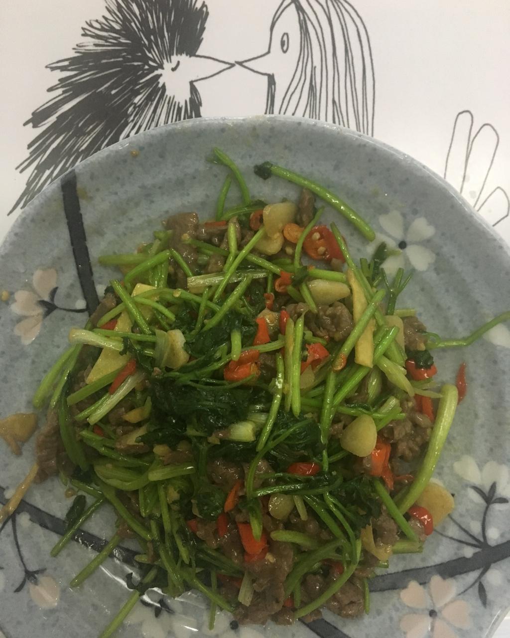 香菜炒牛肉