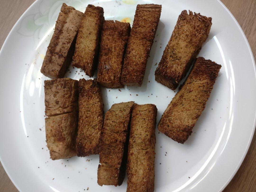 健康低卡低脂小零食—烤冻豆腐