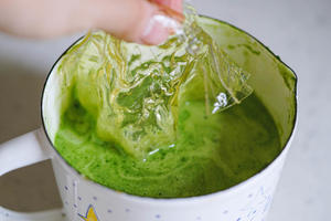 日式下午茶·红豆抹茶奶冻牛乳茶的做法 步骤4