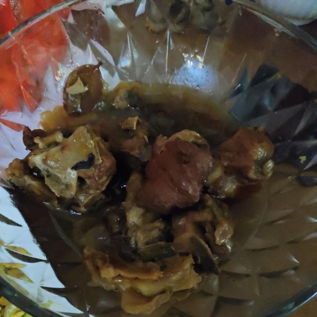 电饭锅焖鸡腿（懒人快手菜）