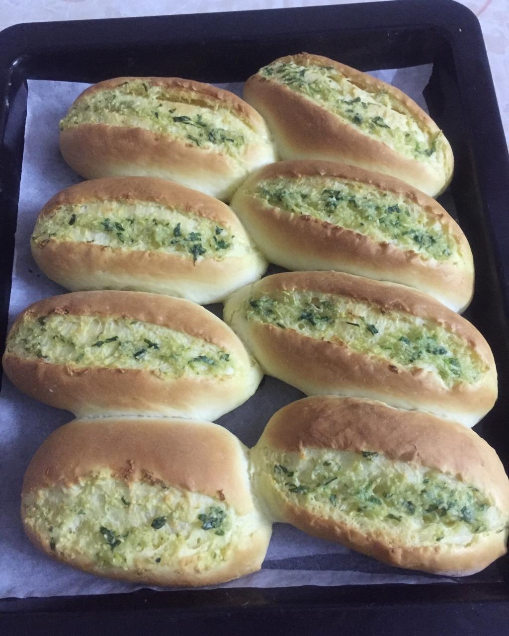 蒜香面包