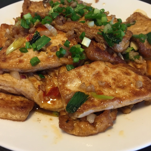 家常二面黄豆腐