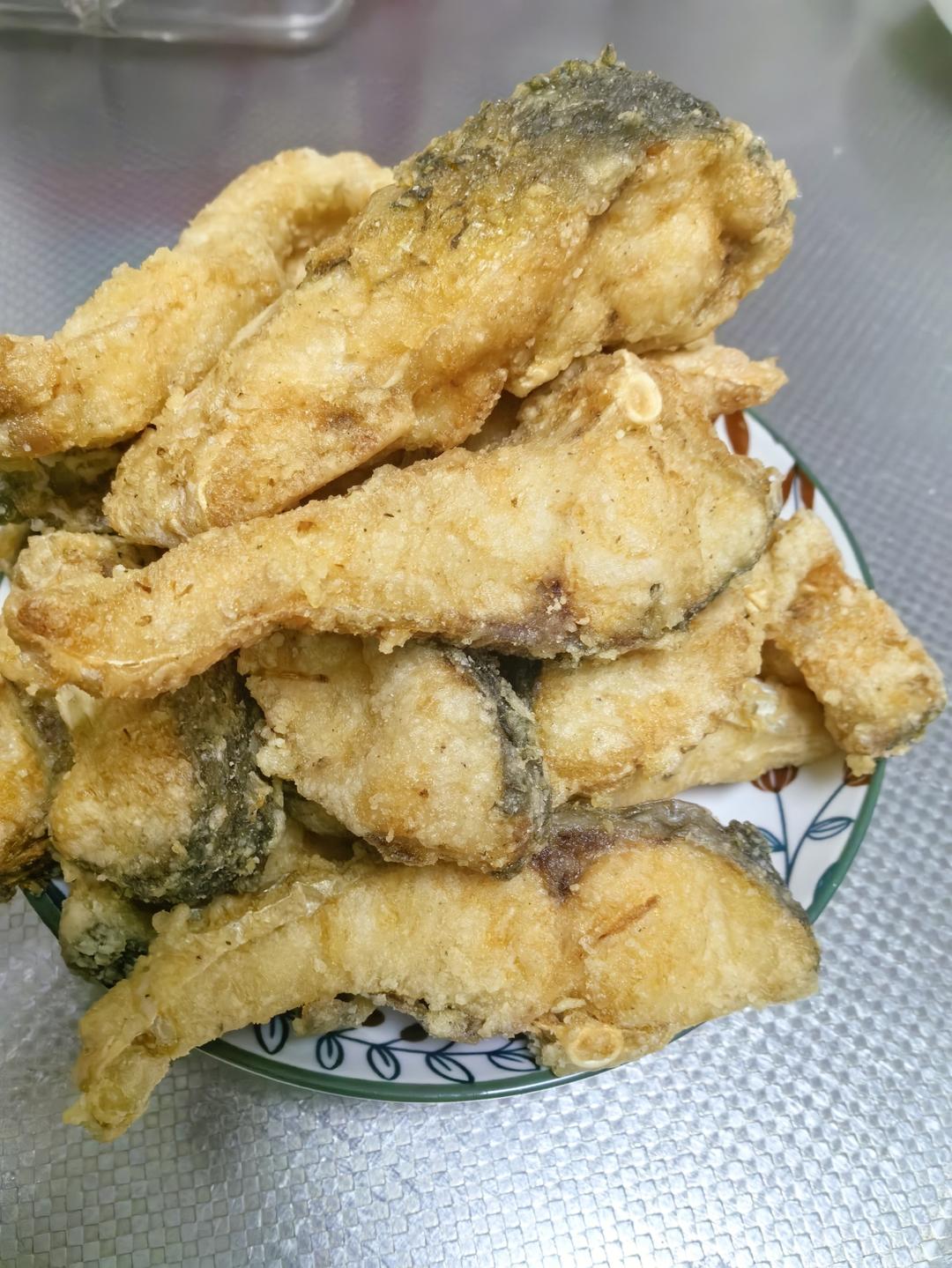 炸鱼块，红烧鱼块