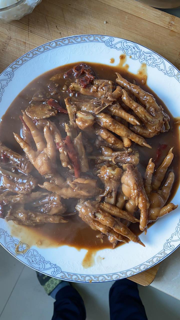 “销魂”卤鸡爪