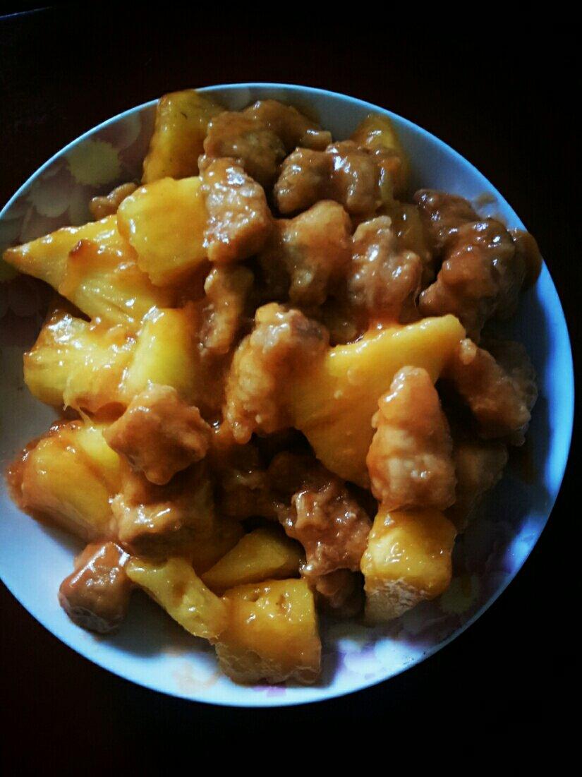 菠萝咕噜肉
