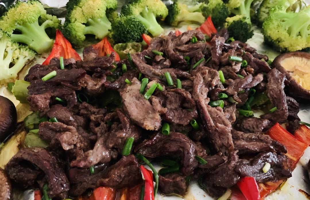 死小胖子做的烤箱烤牛肉