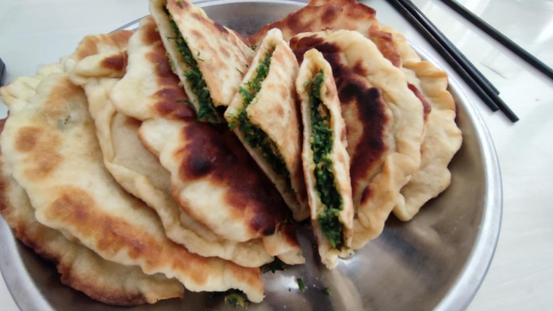 妈妈的味道：茴香鸡蛋馅饼