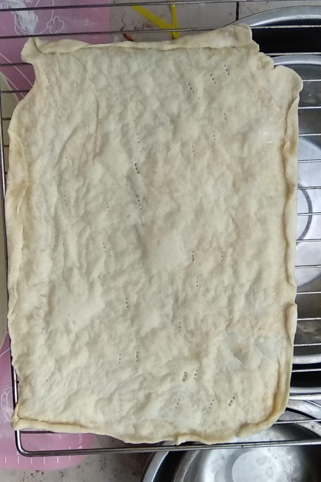 薄脆披萨（附五星酒店饼底配方）