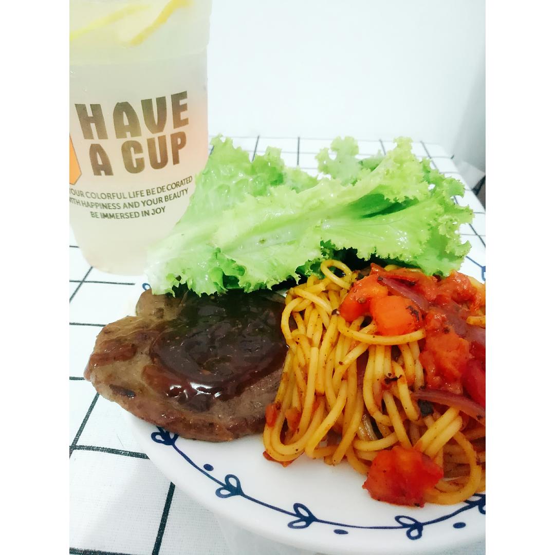 黑椒牛排