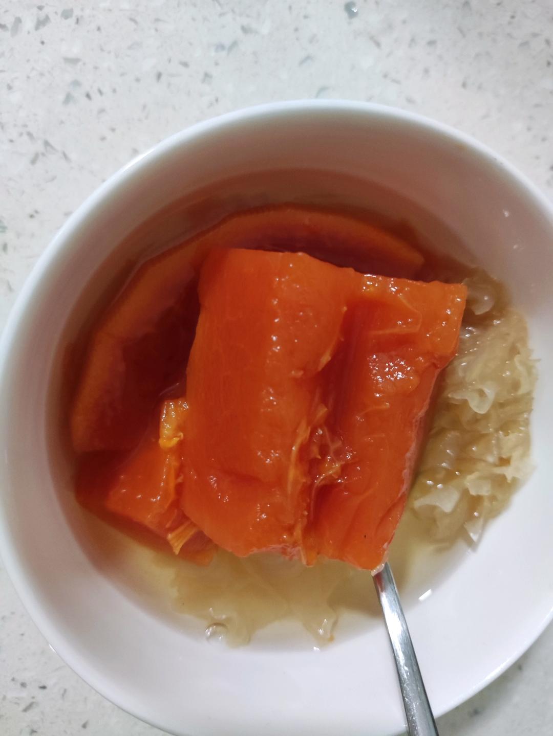 银耳木瓜糖水