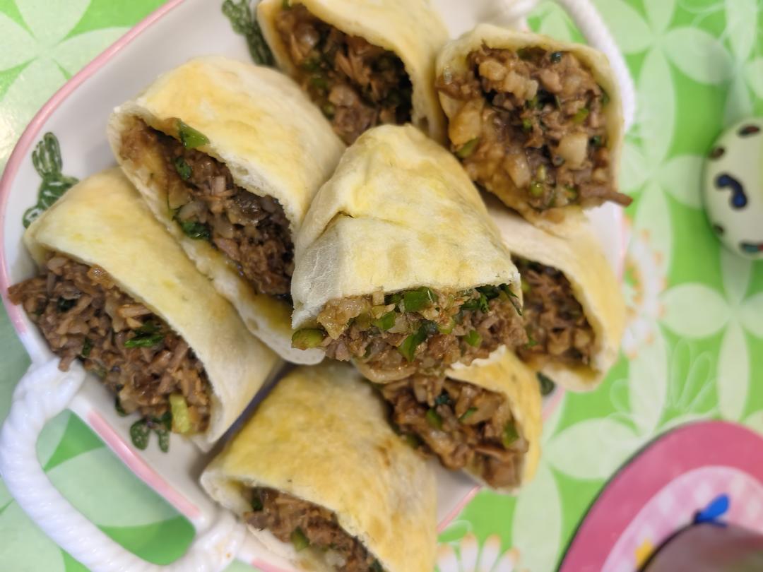 蓬松暄软「发面口袋饼」的做法，万物皆可夹！