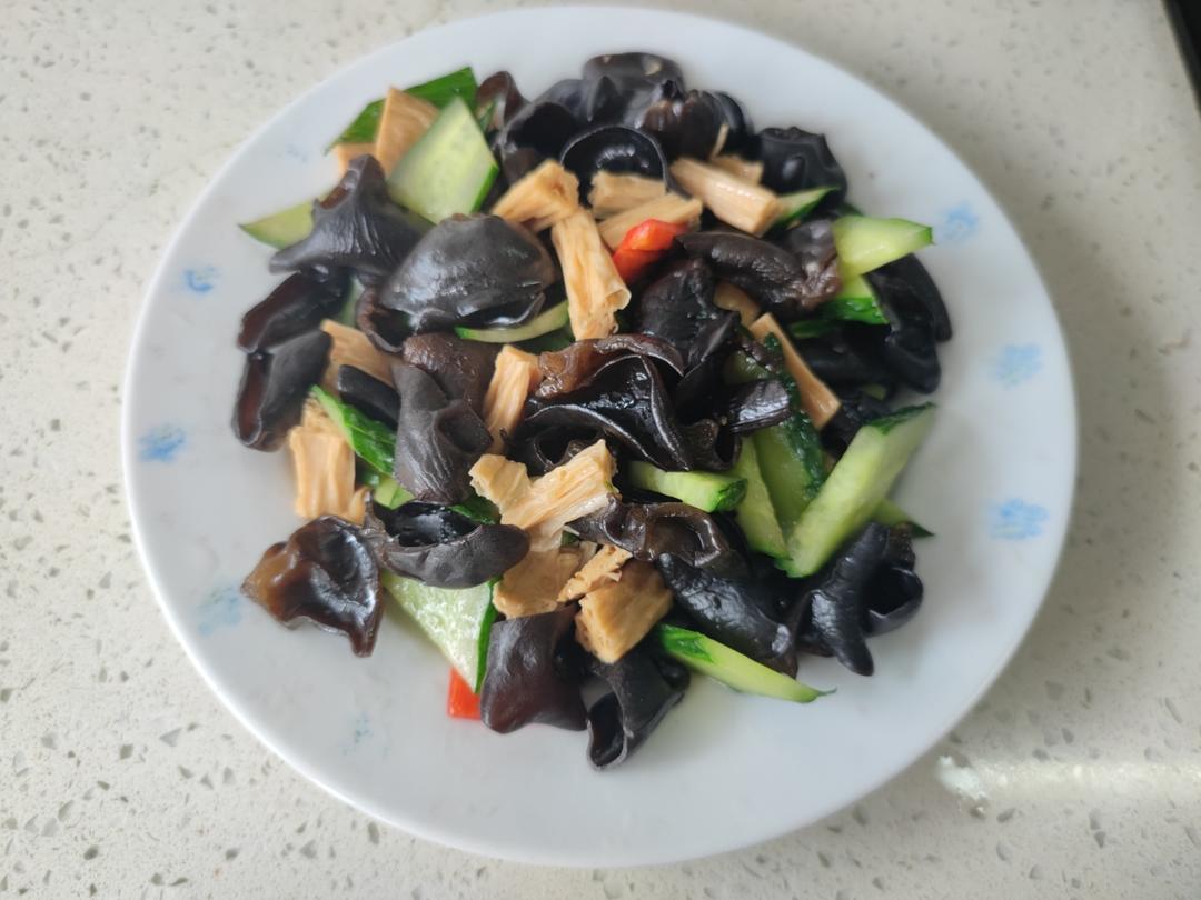 木耳腐竹炒黄瓜