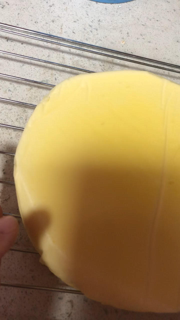 不开裂不回缩不掉皮的酸奶水浴法蛋糕