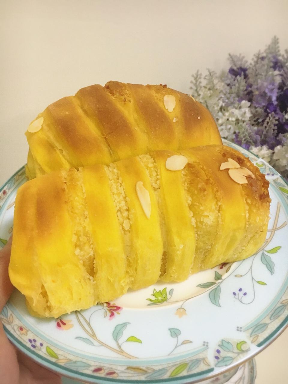 南瓜椰蓉包