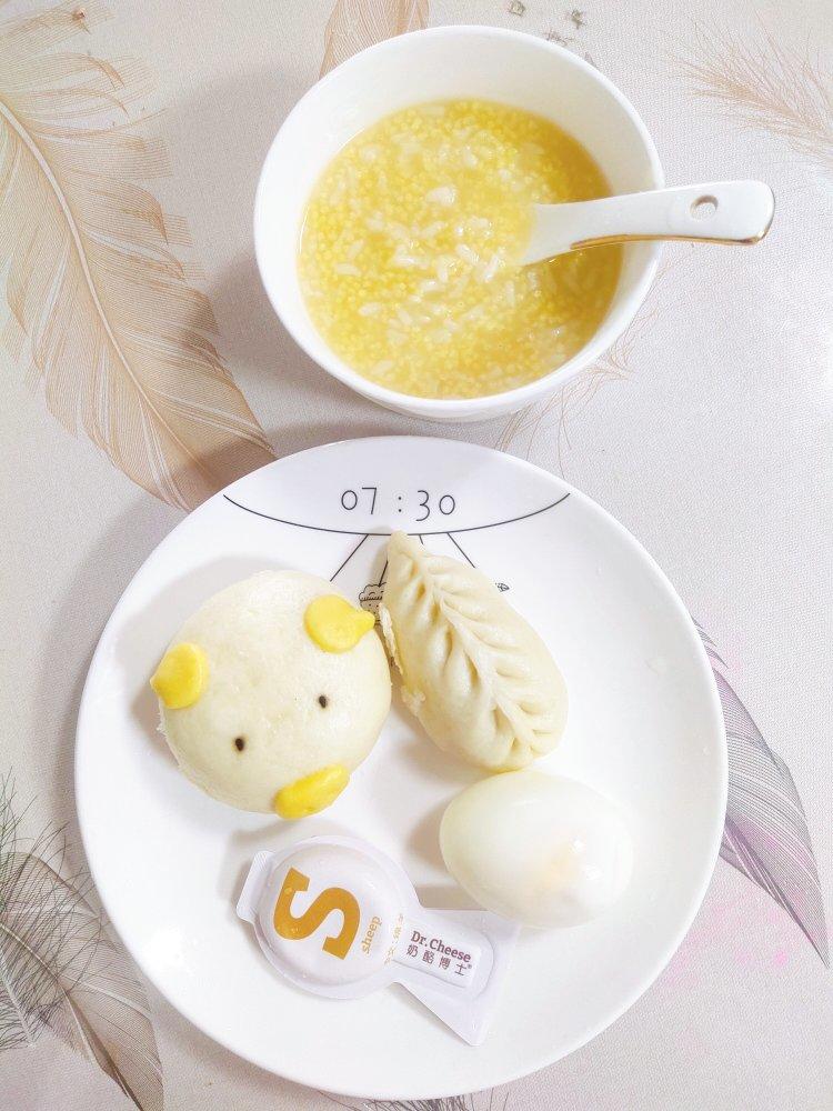 记录小学生营养早餐