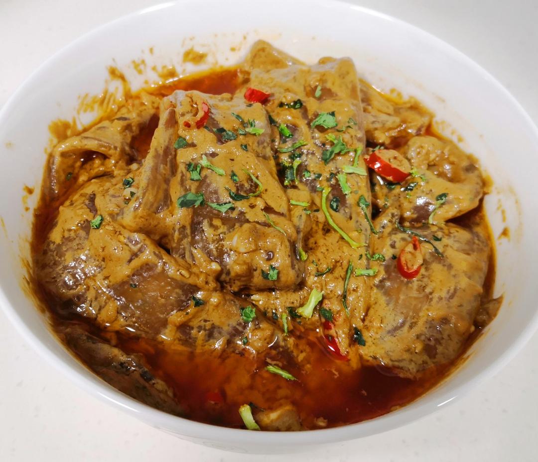 麻酱流汁宽粉