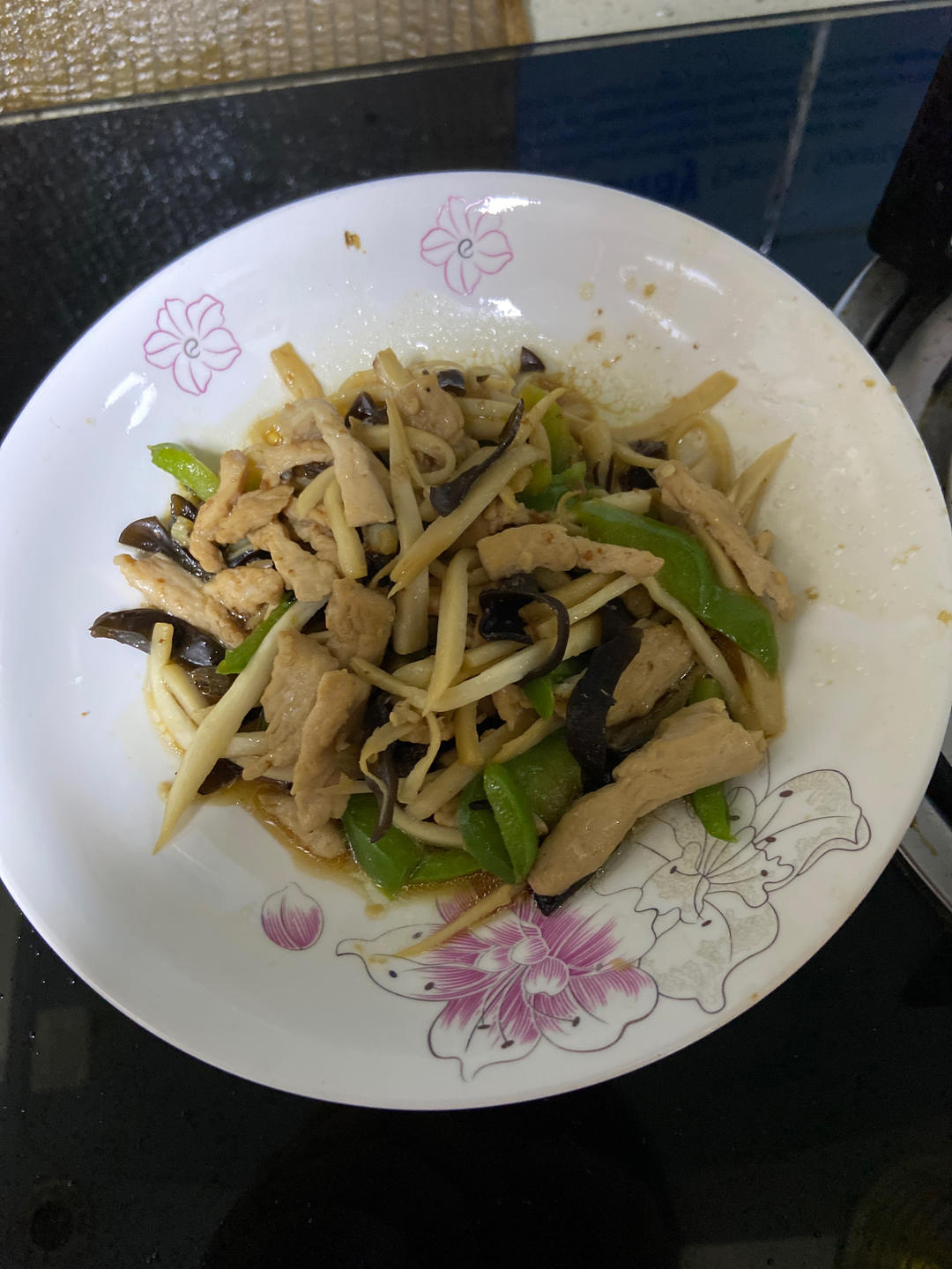 青椒杏鲍菇炒肉丝