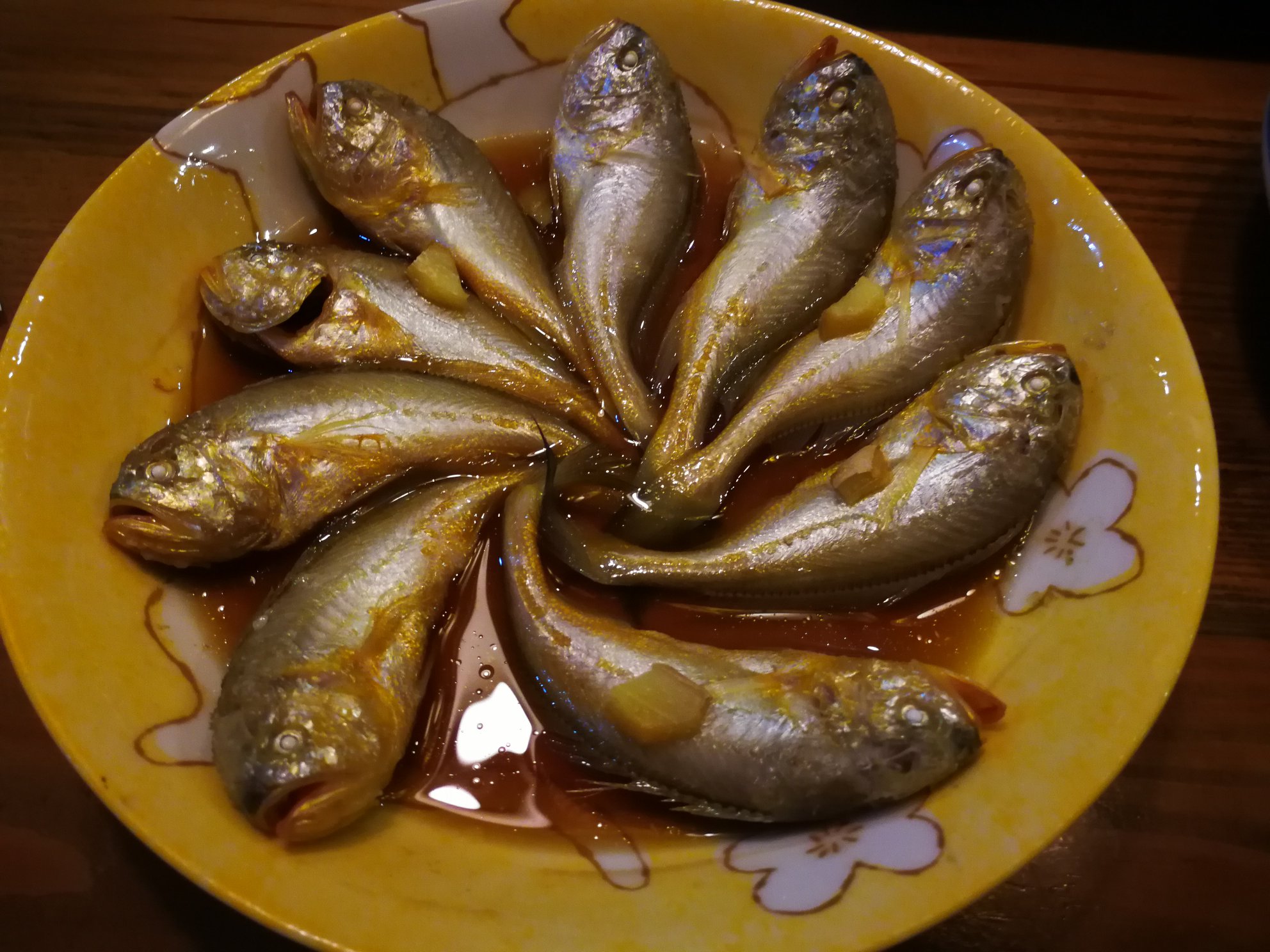 酱汁梅童鱼