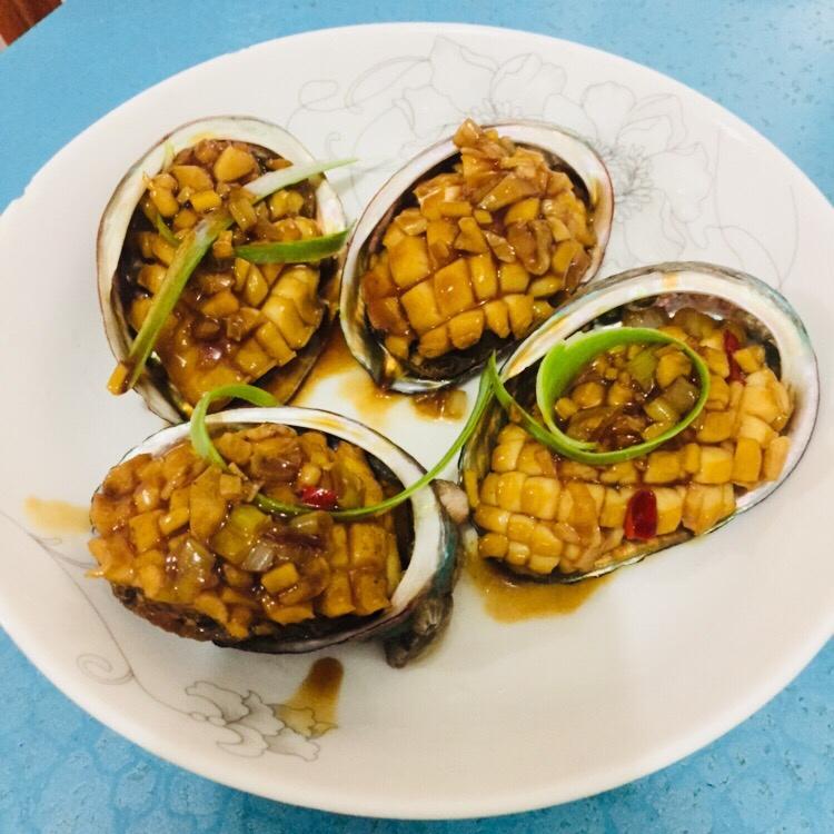 天天都好饿做的红烧鲍鱼