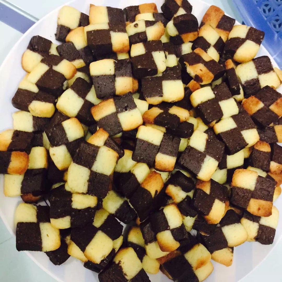 双色小棋格饼干