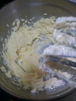 奶香酥松曲奇的做法 步骤3