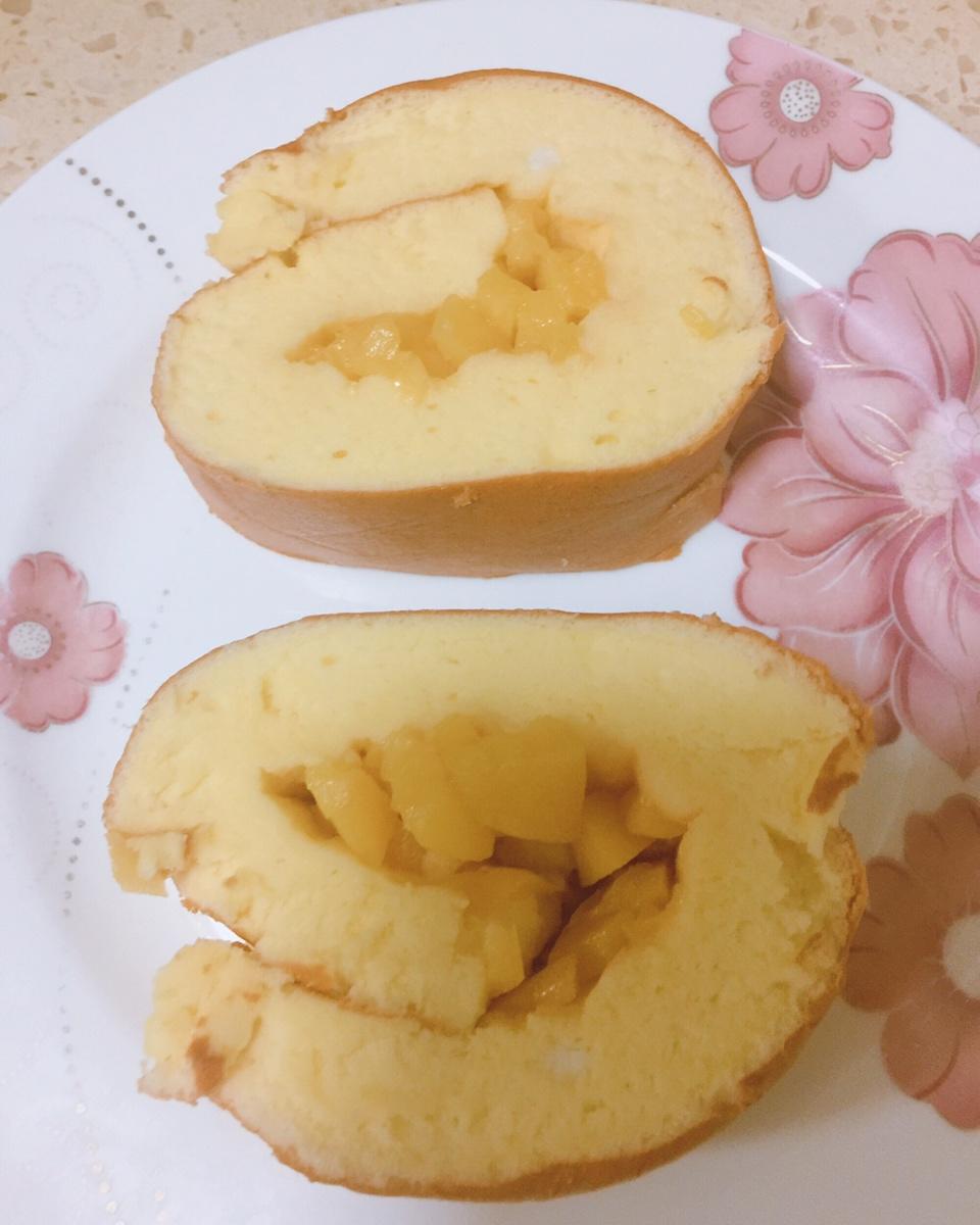 胖乎乎奶油芒果卷/不开裂不掉皮全过程详细图解烘焙视频/蛋糕篇6：「厚卷」