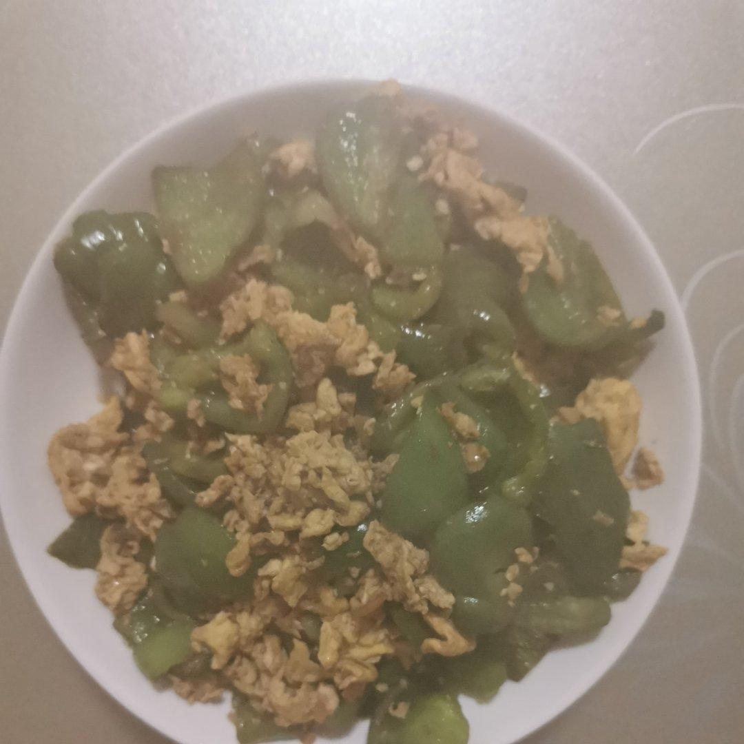 青椒炒鸡蛋(原图，从不修图)