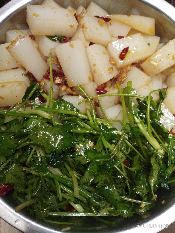 凉拌香菜