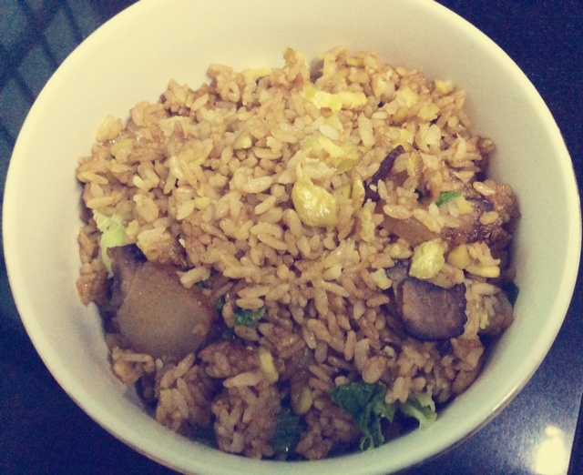 蚕豆焖饭