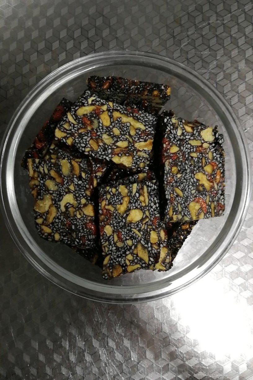 阿胶糕（固元膏）