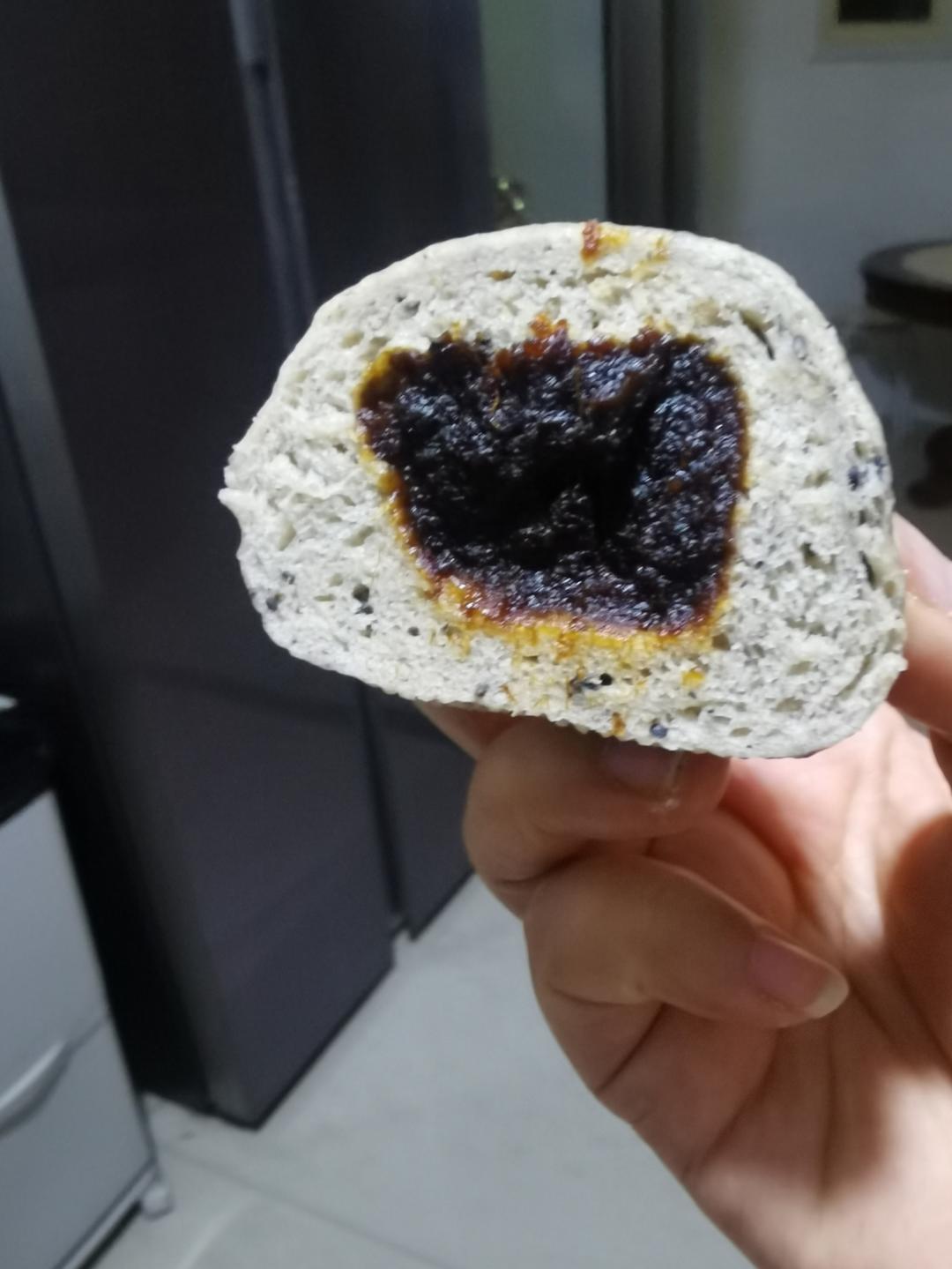黑豆面杂粮馒头