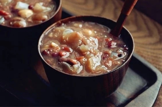 桂圆银耳莲子——腊八粥的做法
