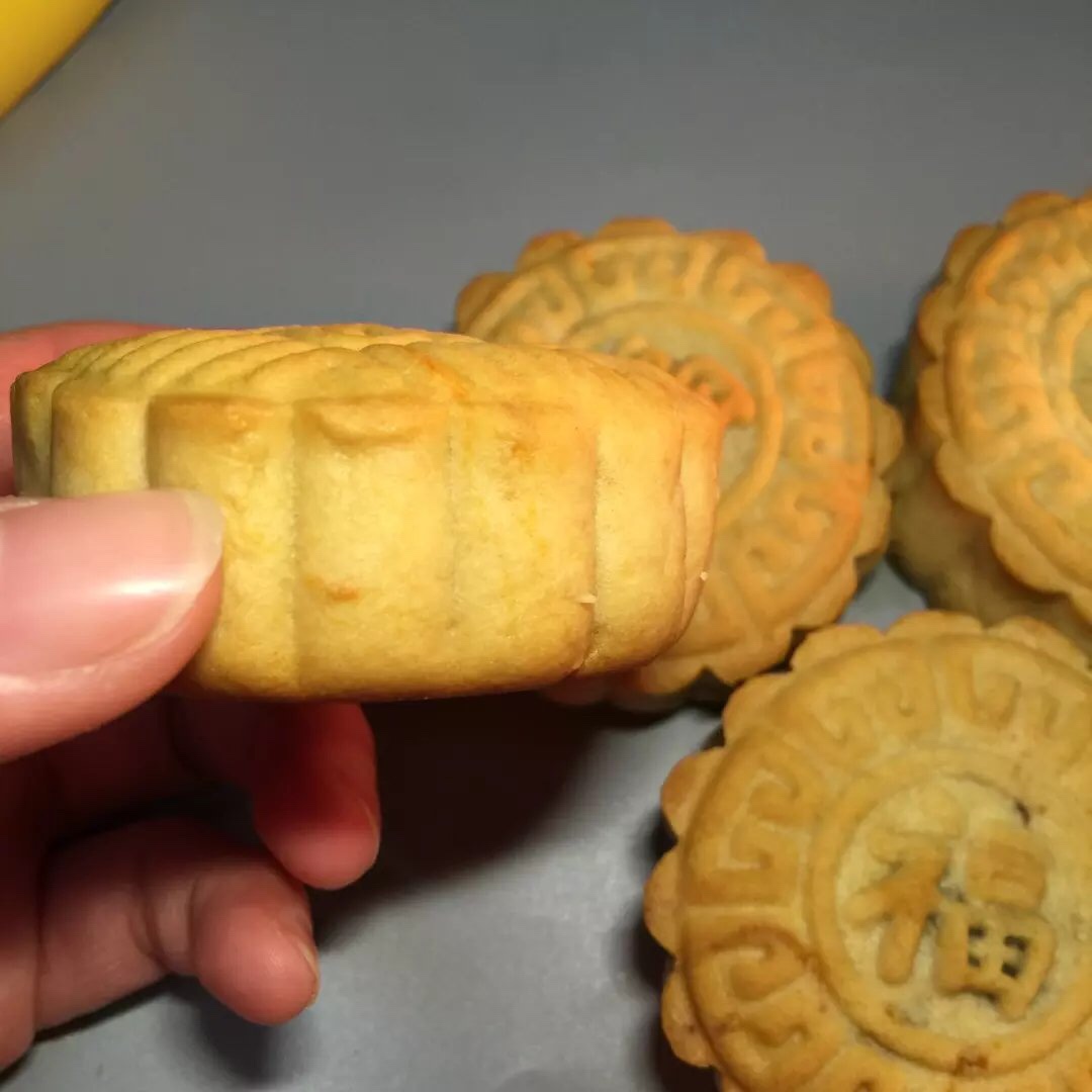 蛋黄豆沙广月