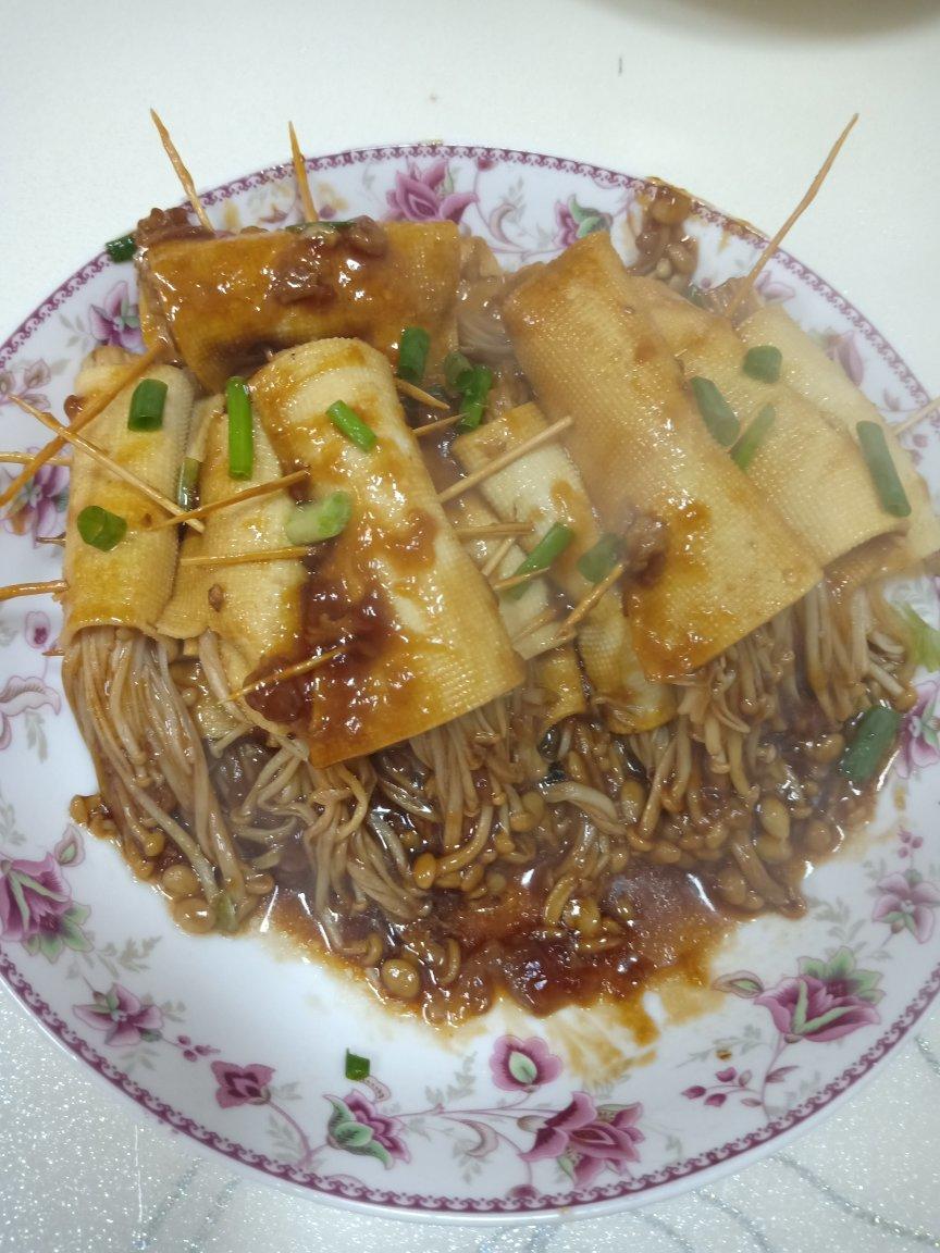 比肉还好吃的金针菇豆皮卷