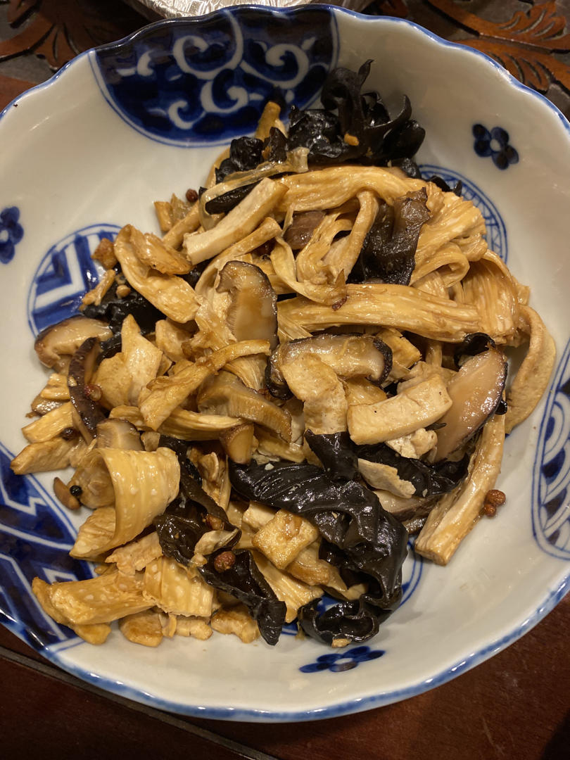 香菇烧腐竹