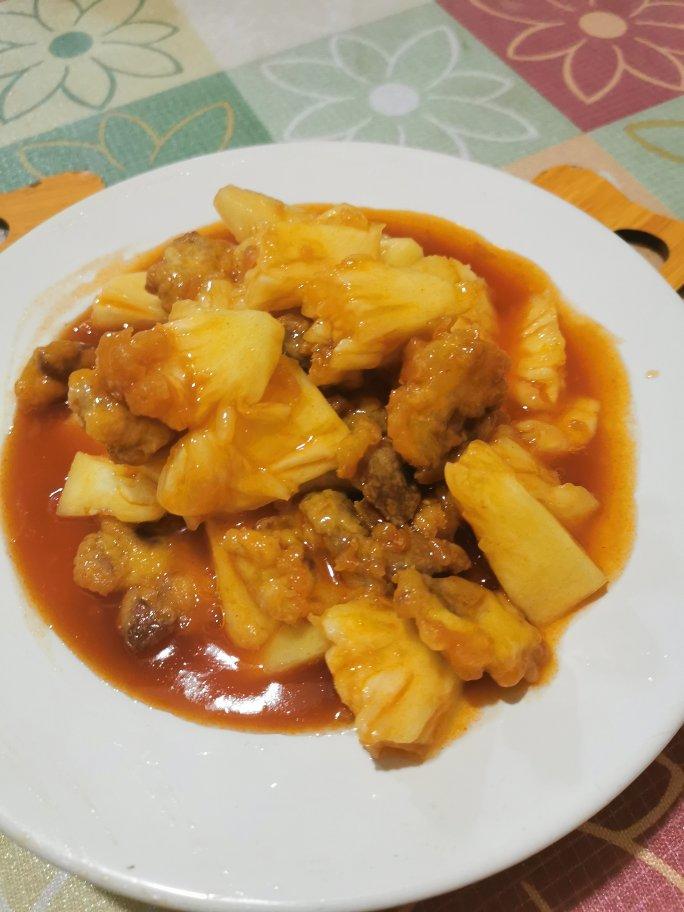 菠萝咕噜肉