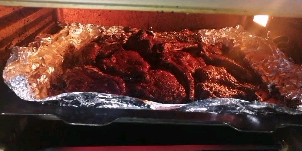 秒杀烧烤摊的烤羊排