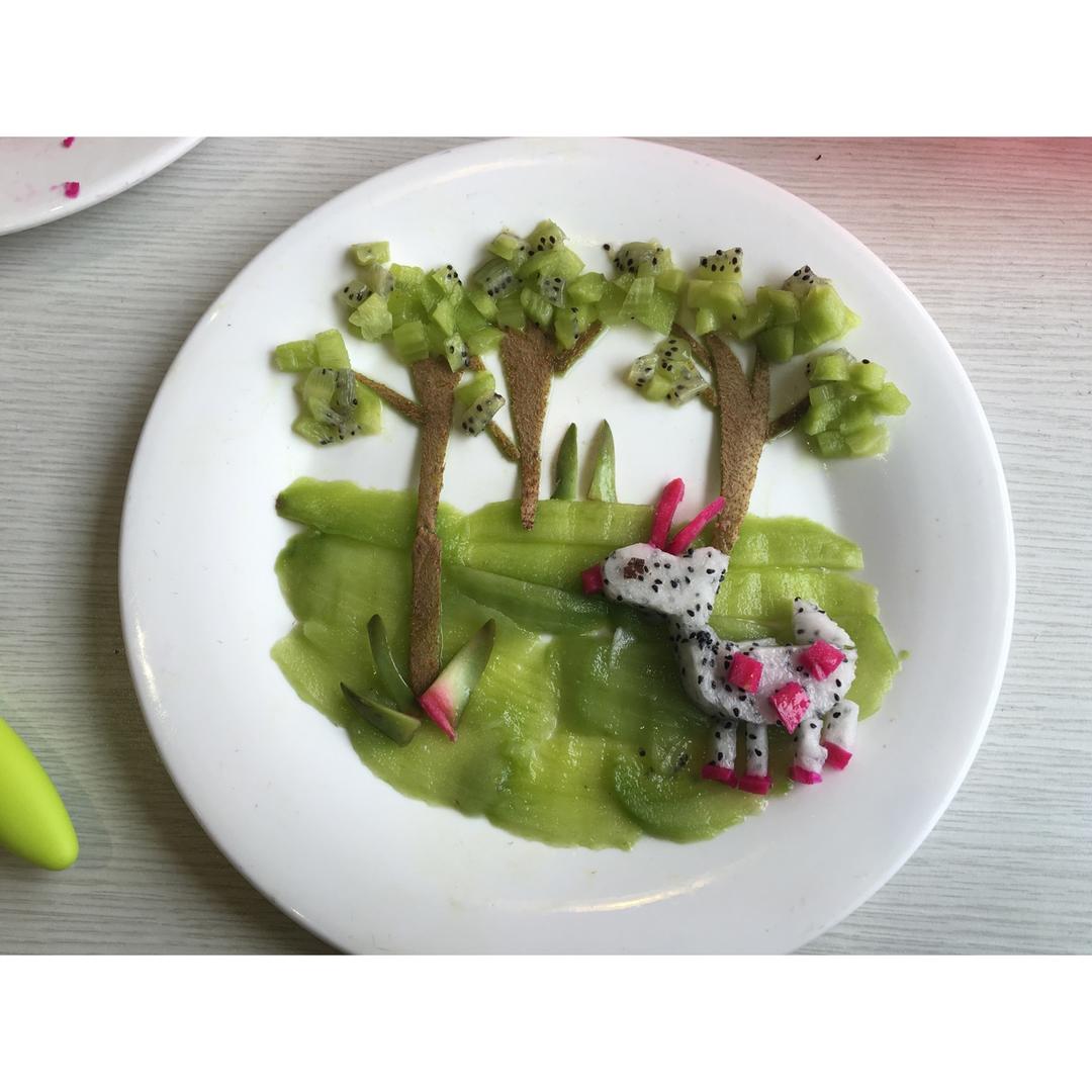 创意水果拼盘——童话