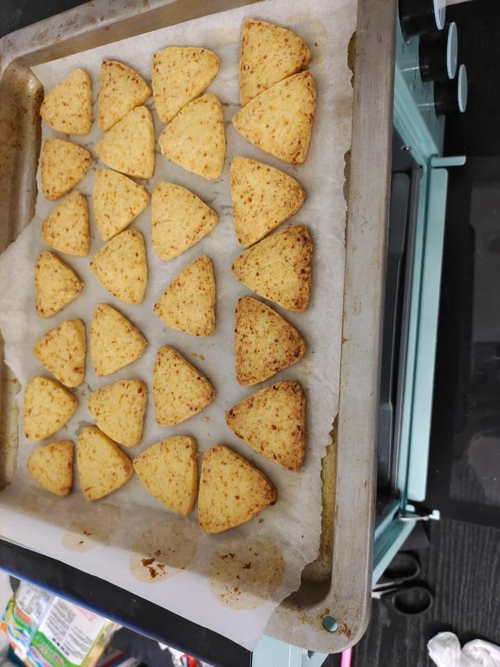 酥到掉渣，没牙也可以😂真的好吃到“停不下来”的芝士cookie（不定时更新）