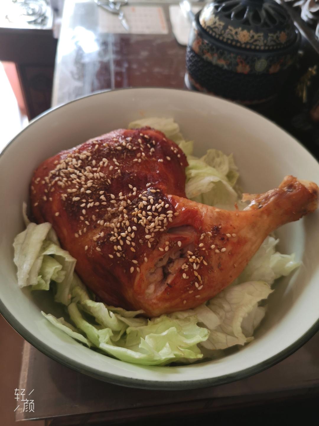 鲜嫩多汁～好吃到舔手指的蜜汁烤鸡腿