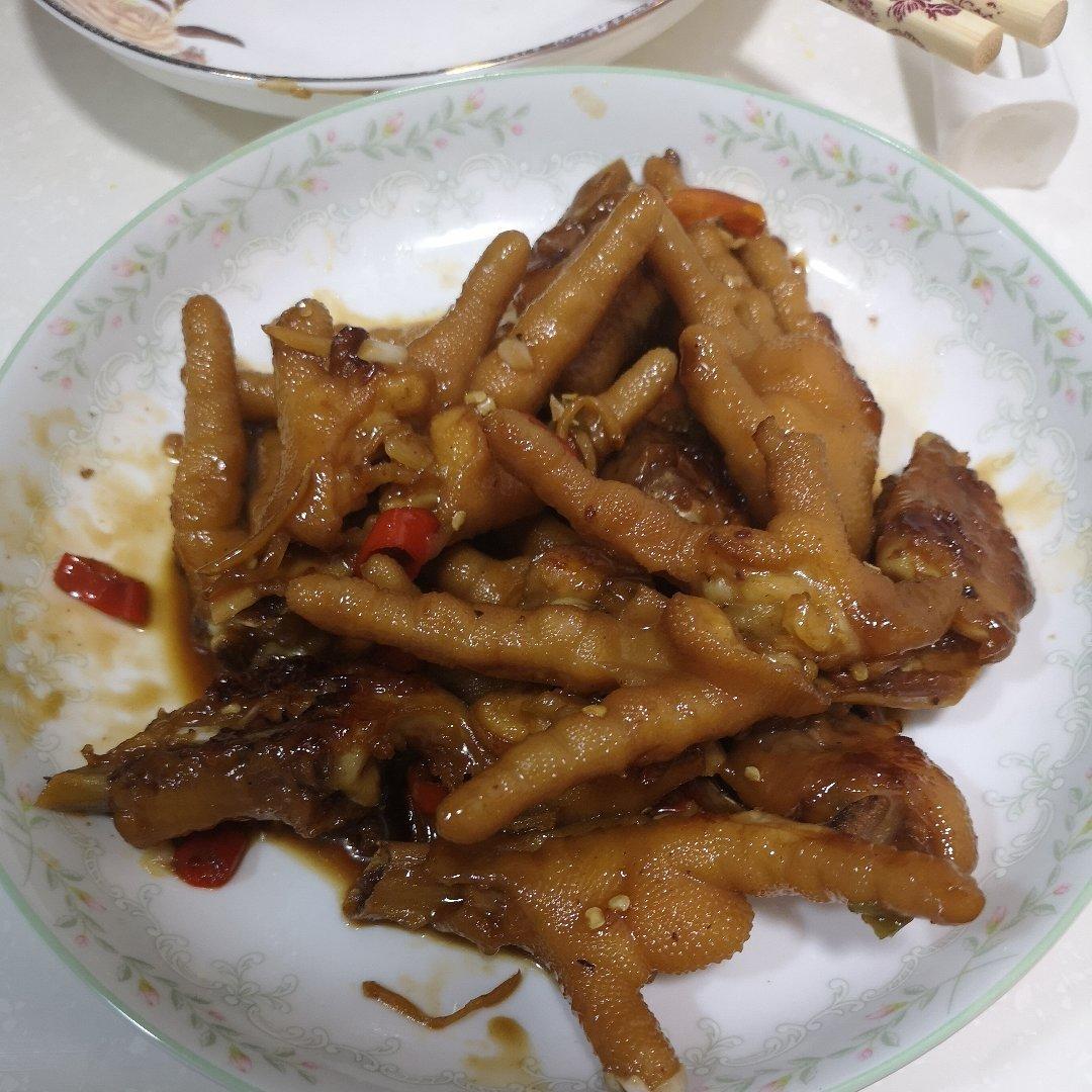 香辣烧鸡爪
