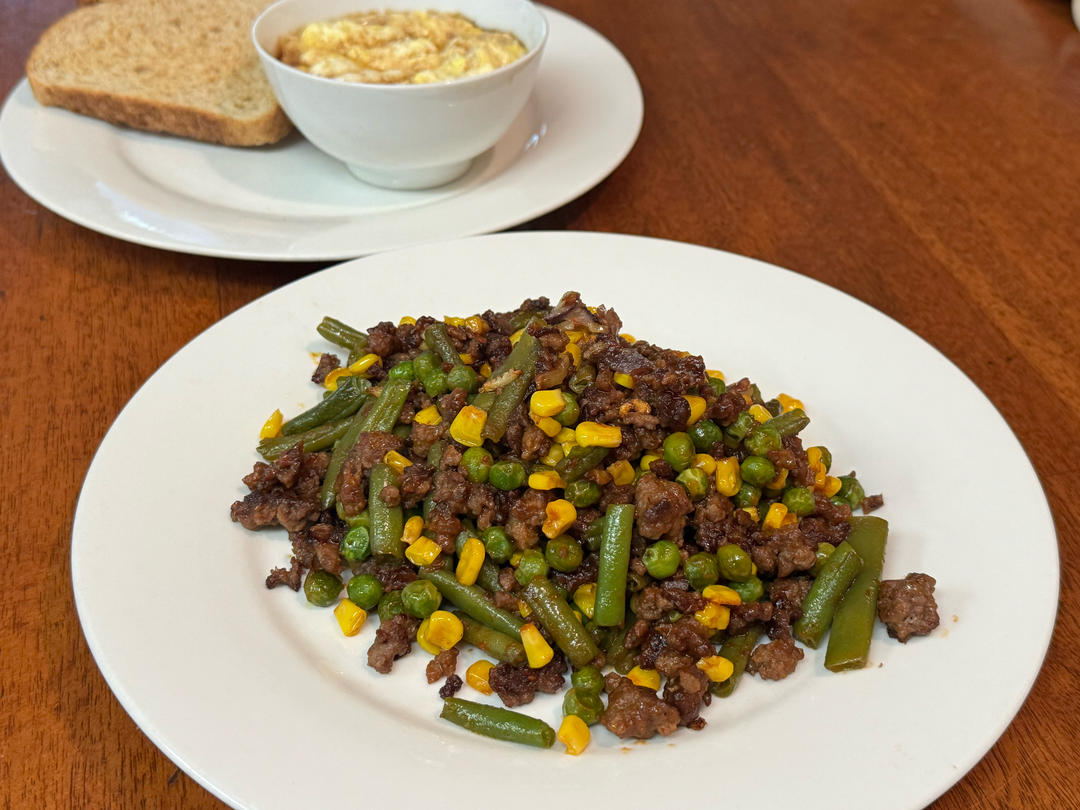 夏天的下饭菜【干煸豆角炒肉沫】