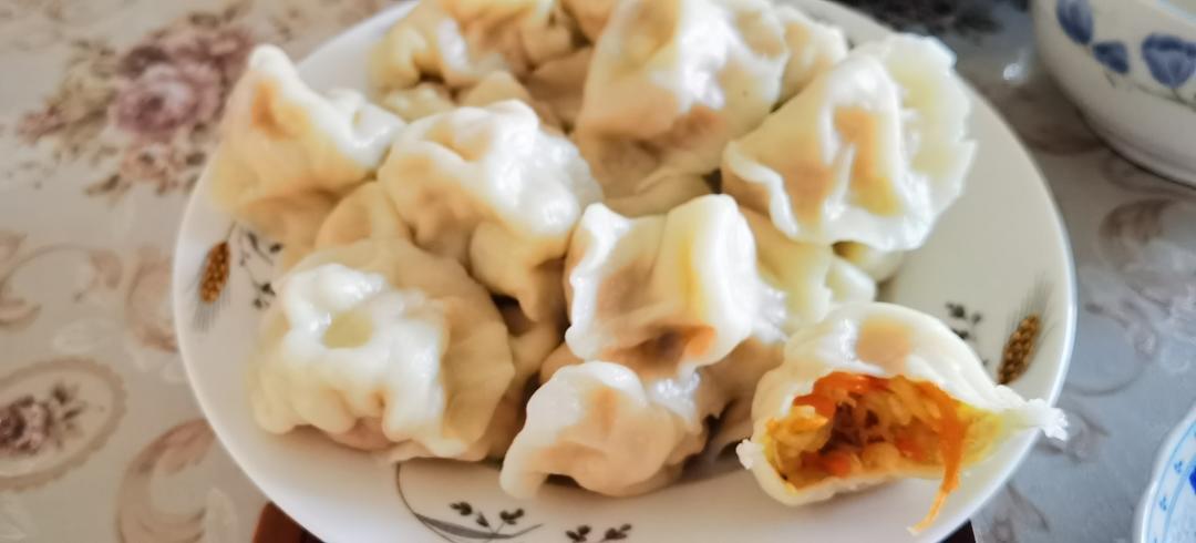 西葫芦鸡蛋饺子