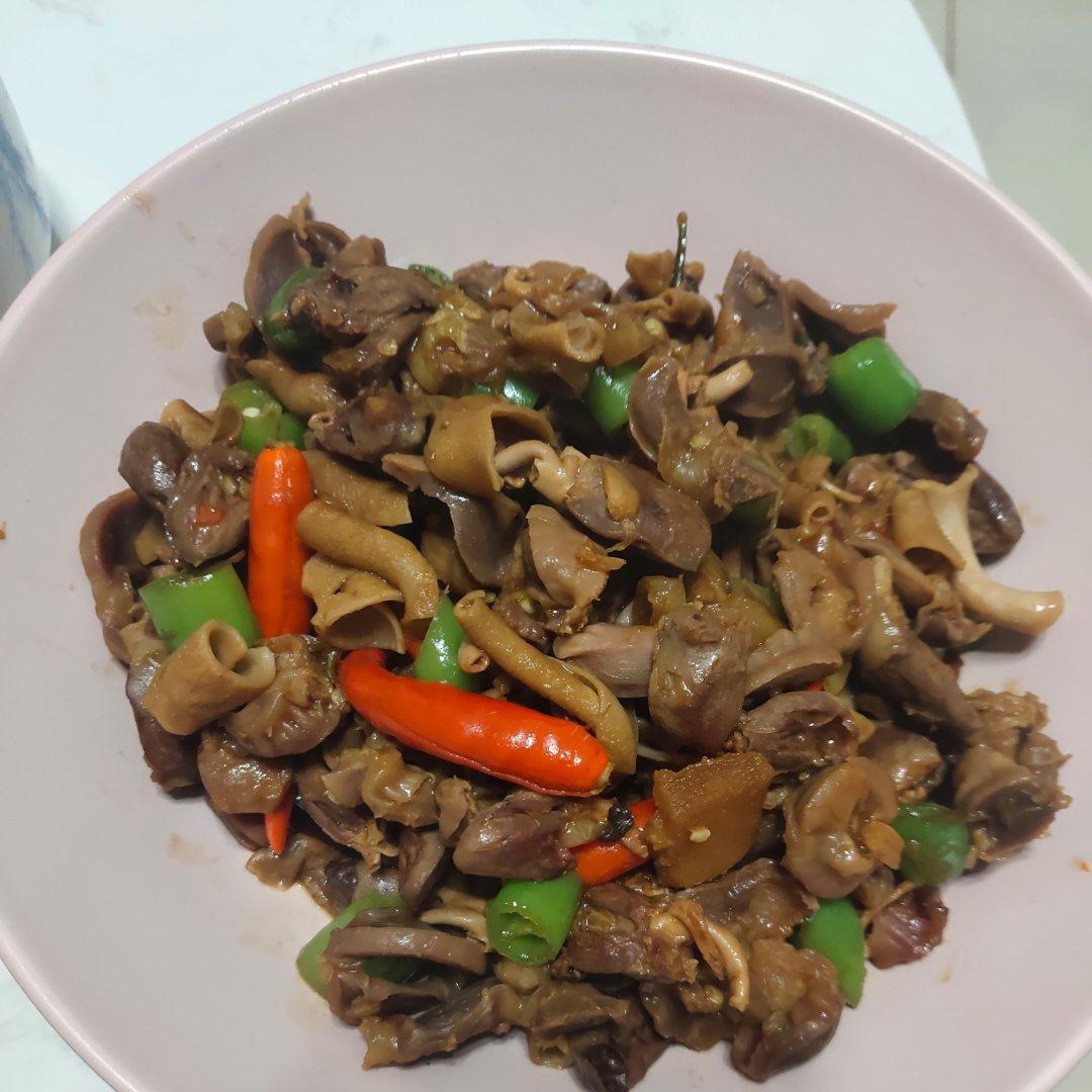 泡椒鸡杂