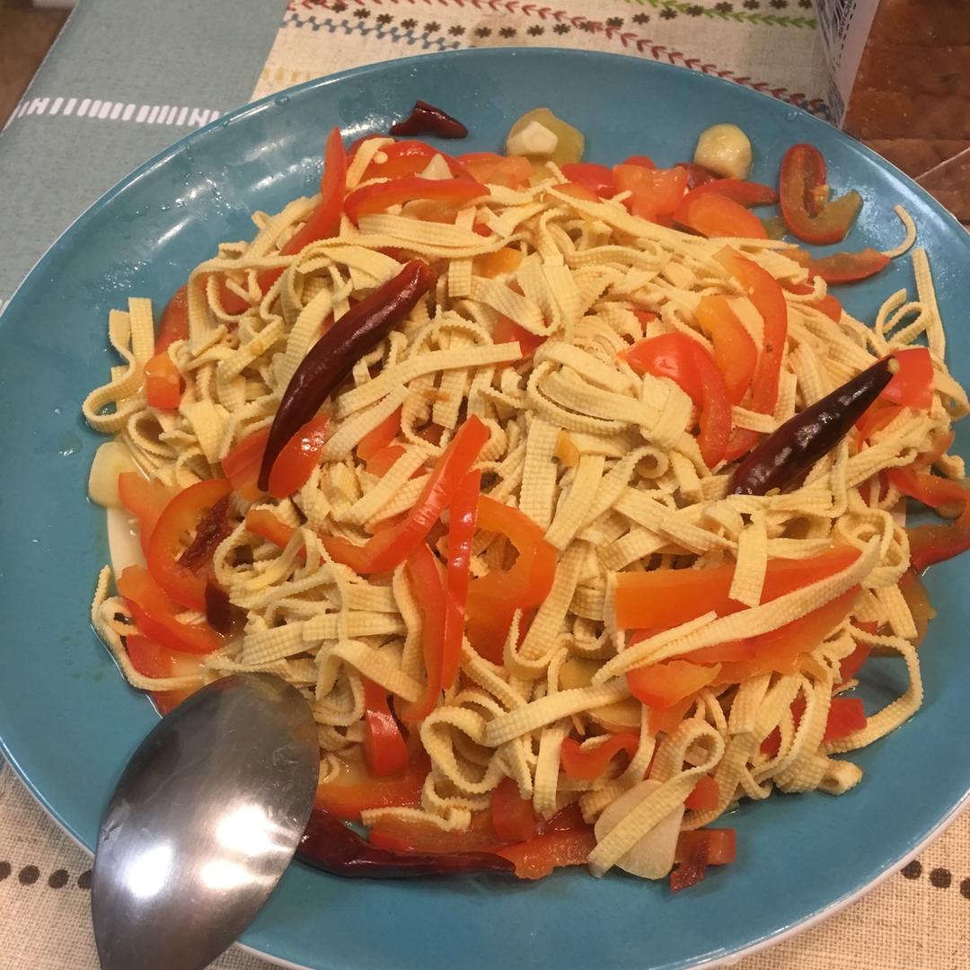 尖椒豆腐皮