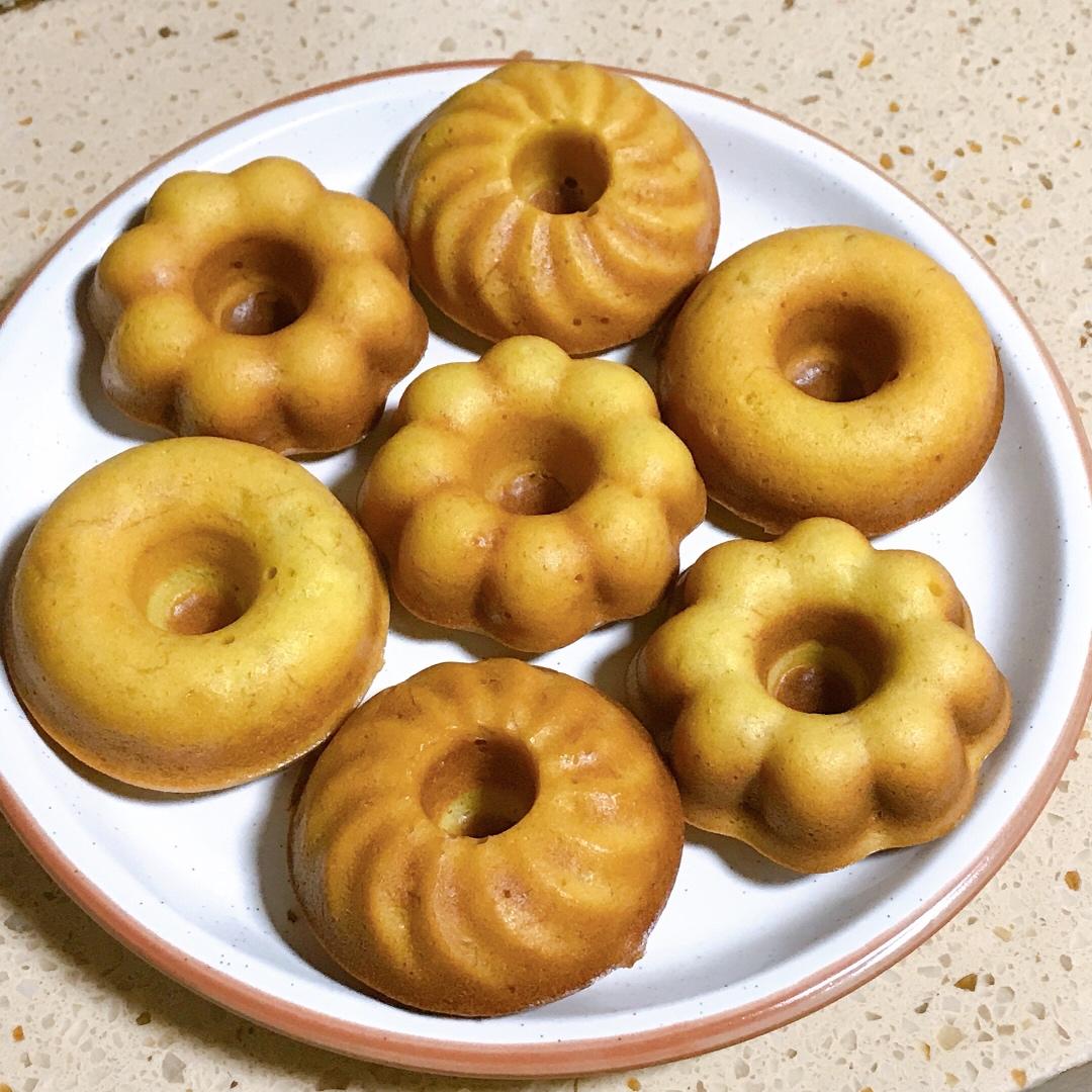 香蕉酸奶磅蛋糕～～简单到怀疑人生