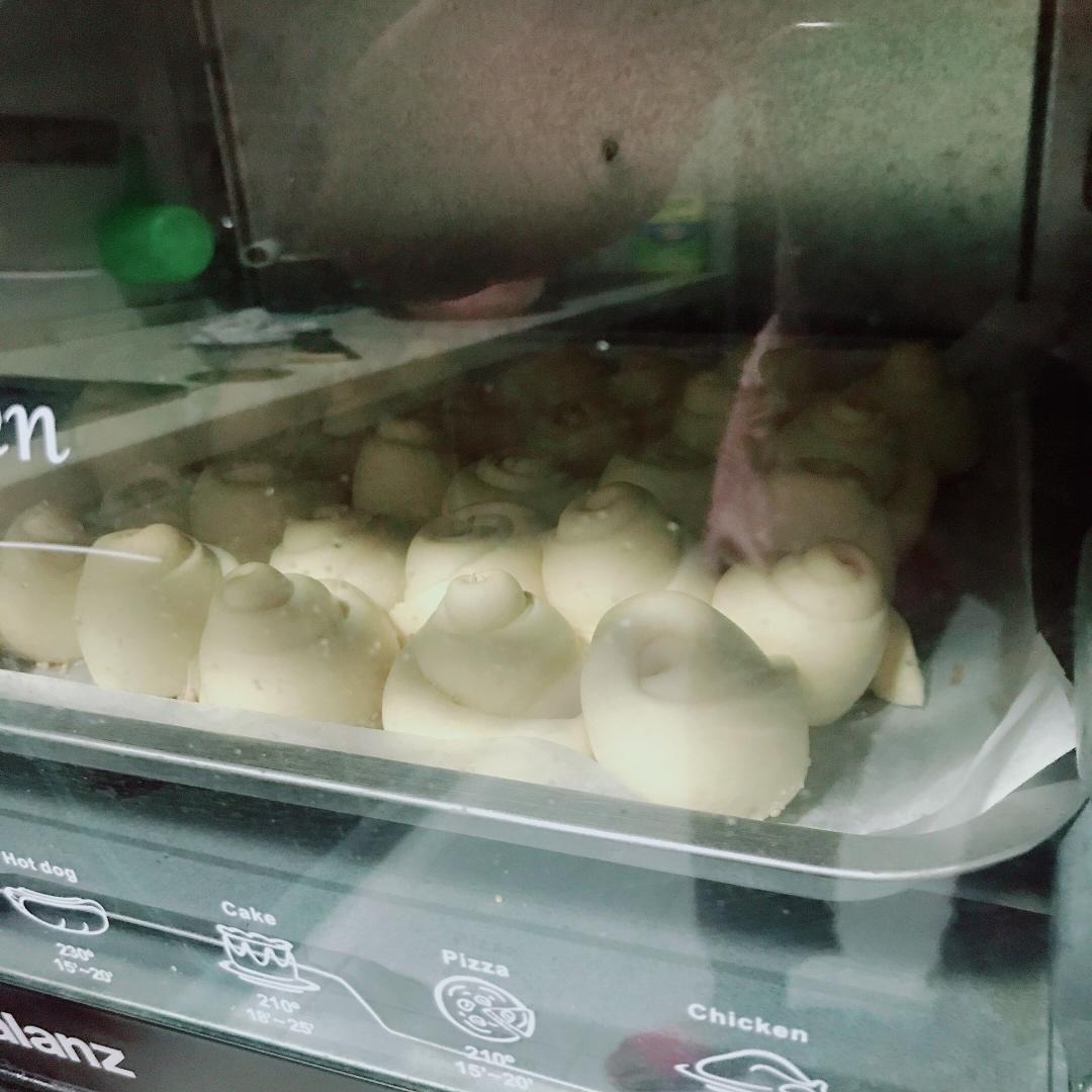 脆底蜂蜜小面包